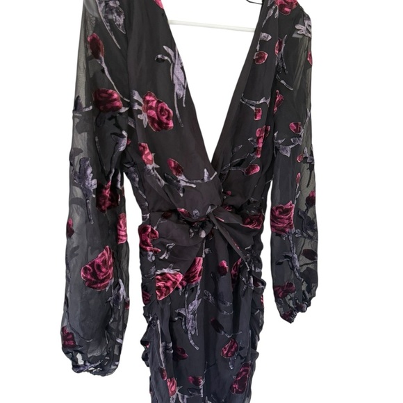 Majorelle NEW Ava Deep Vneck Ruched Mini Dress - Picture 4 of 6